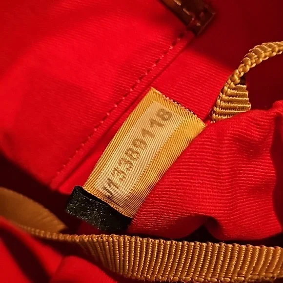 Dooney and Bourke black embossed lizard hobo purse..free shipping - Picture 7 of 9